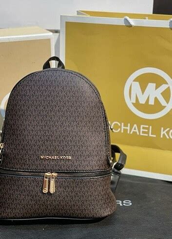 michael kors sirt cantasi